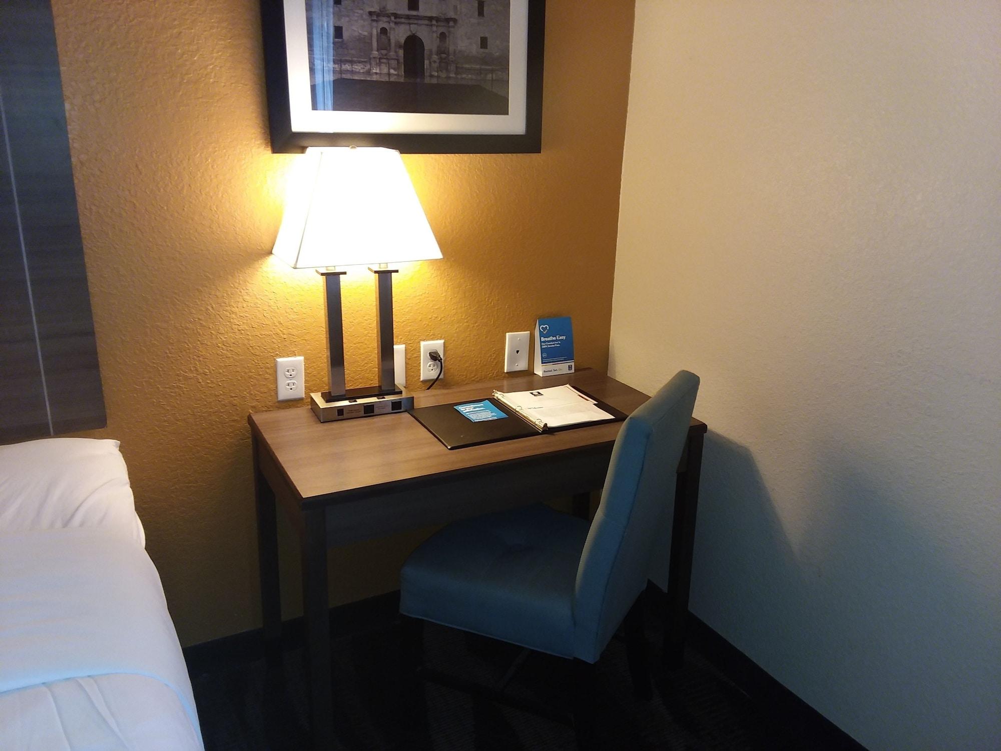 Comfort Inn Near Frost Bank Center San Antonio Dış mekan fotoğraf