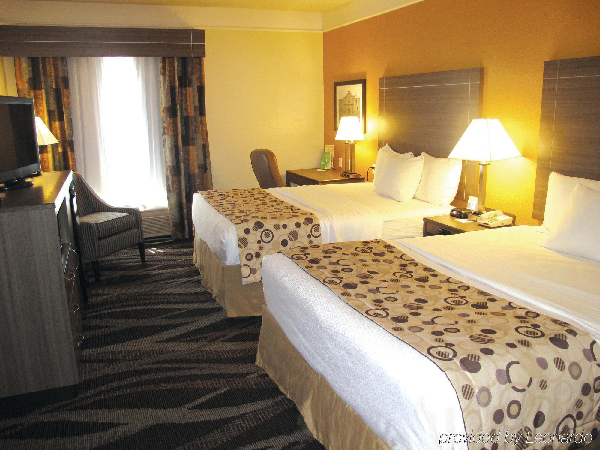 Comfort Inn Near Frost Bank Center San Antonio Dış mekan fotoğraf