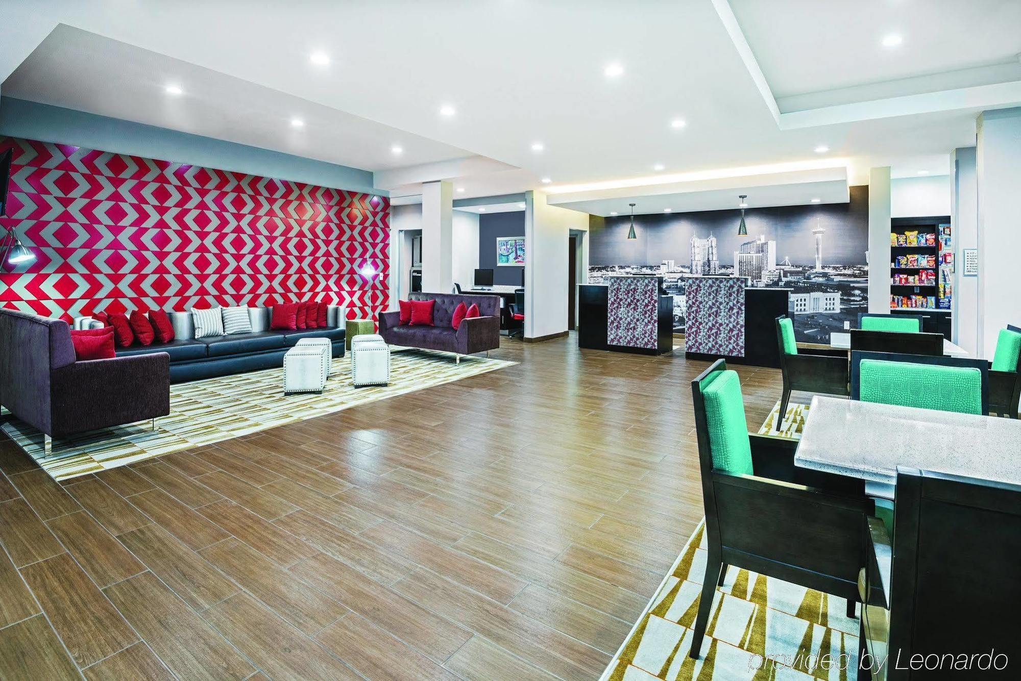 Comfort Inn Near Frost Bank Center San Antonio Dış mekan fotoğraf